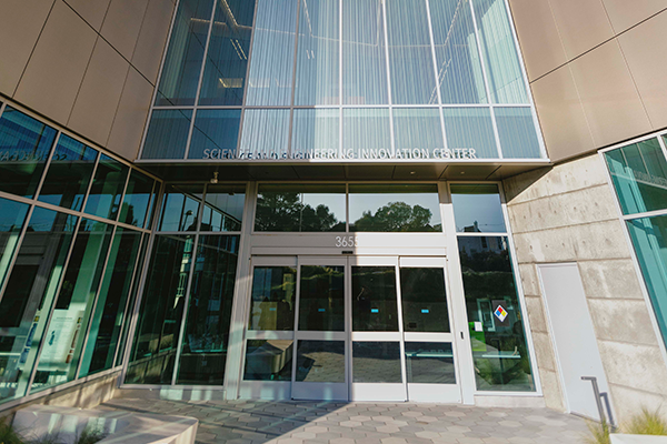 SFSU Science and Engineering Innovation Center entrance