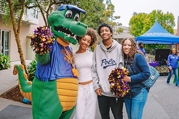 SFSU Students celebrate with Ally the Gator